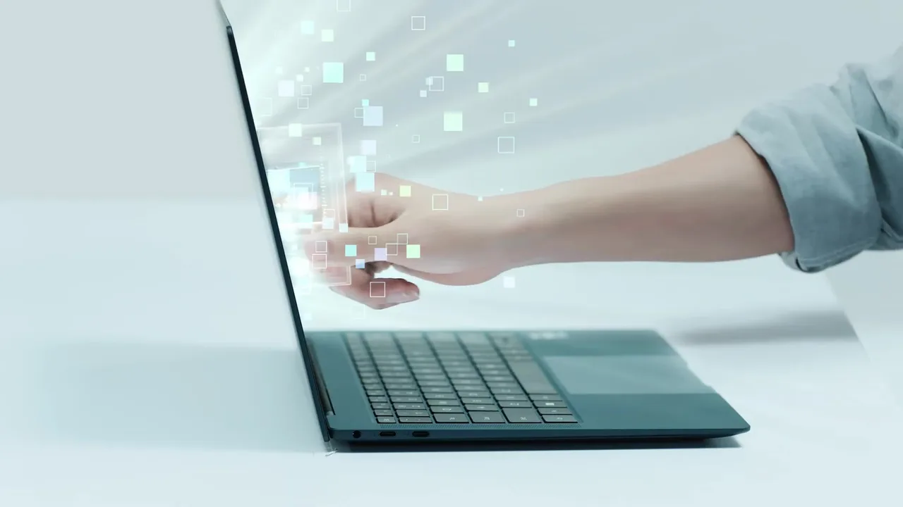 Administración remota de pantallas Huawei IdeaHub desde una laptop